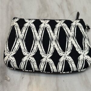 Thirty one black white pouch small size